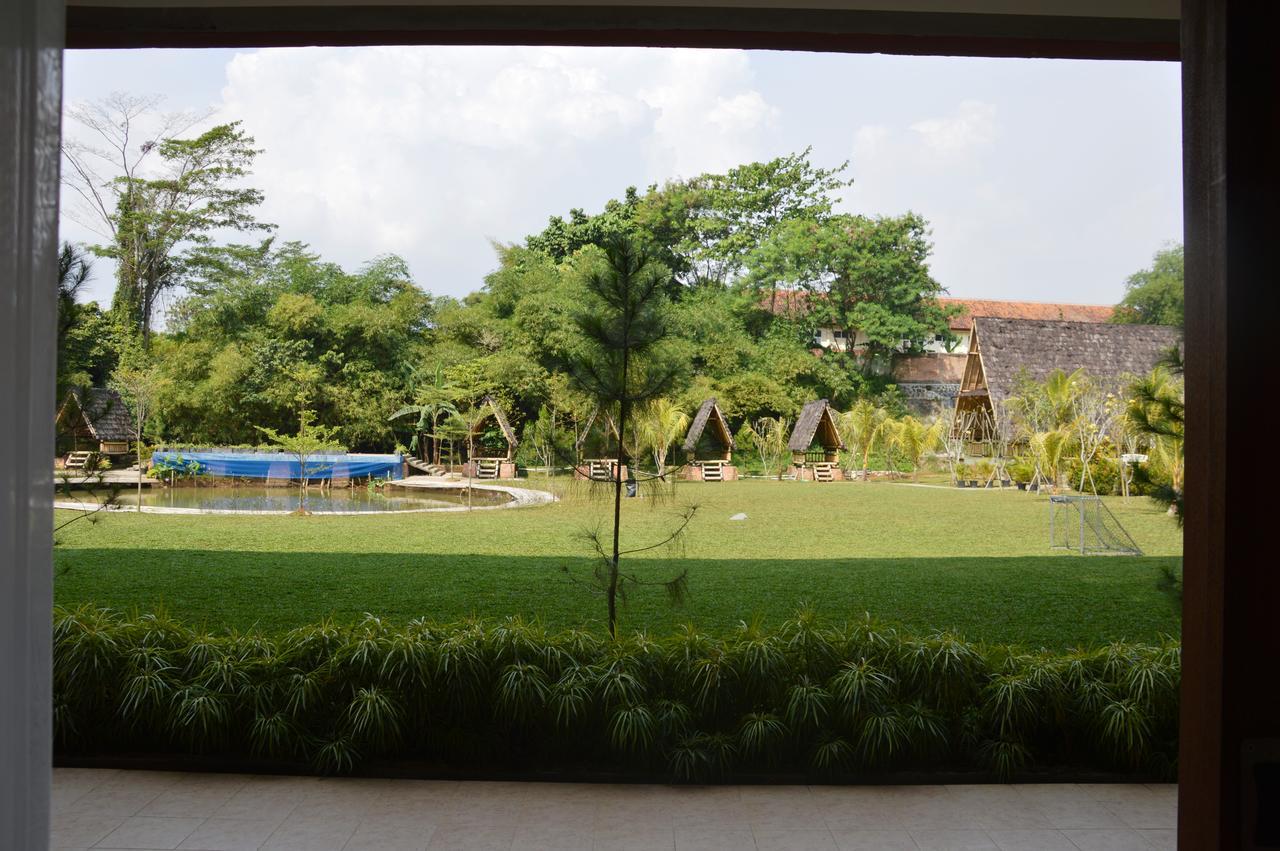 Grand Mulya Hotel Bogor Exterior foto